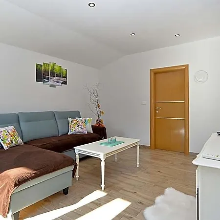 House 2219 Ξενοδοχείο Vodnjan