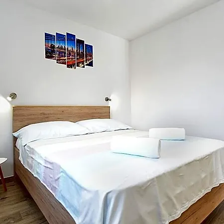House 2219 Ξενοδοχείο Vodnjan