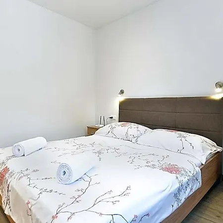 House 2219 Ξενοδοχείο Vodnjan